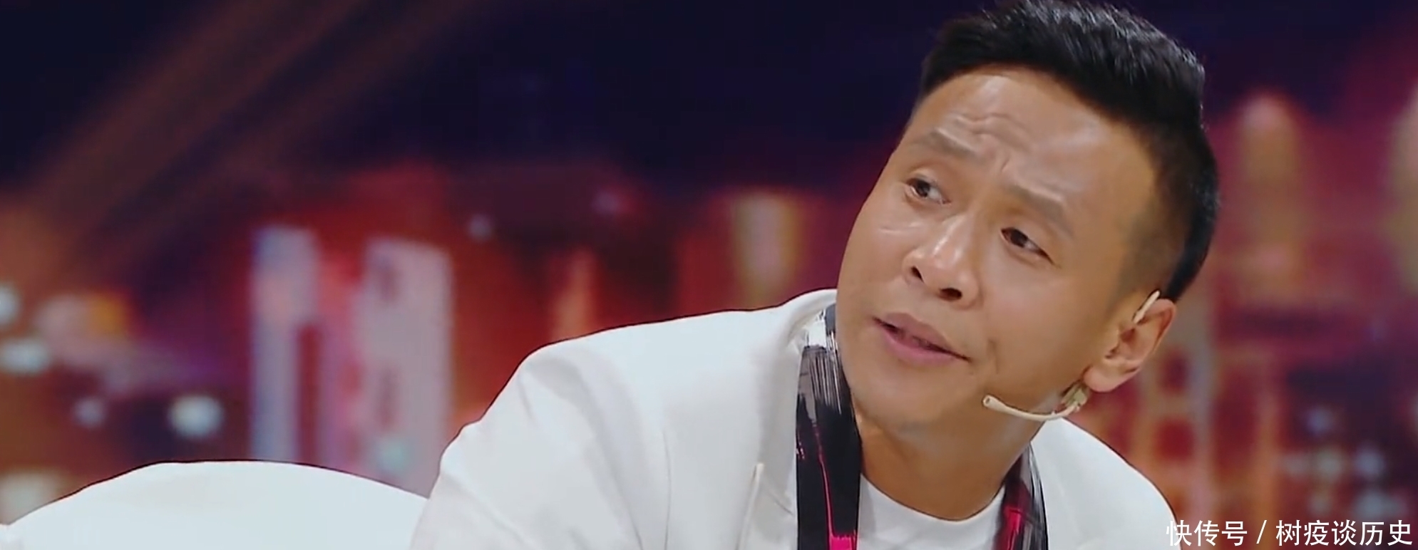 遮羞布 《王牌》收官,李宇春再站C位,华晨宇随手写的9个字扯下节目遮羞布