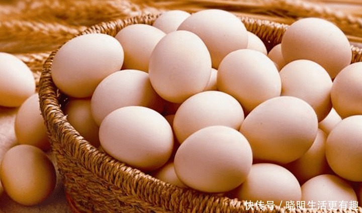 凉水|蒸鸡蛋羹时,放凉水还是温水很多人做错,难怪鸡蛋羹又老又难吃