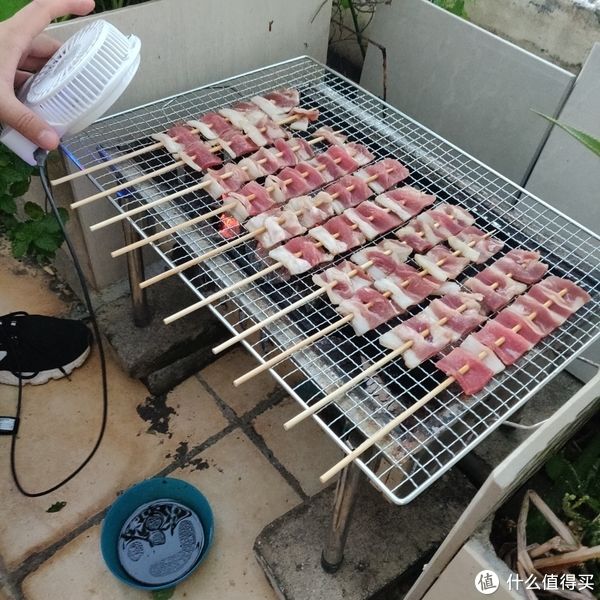 小朋友们|?摆摊露营样样都行，多功能营地灯到货
