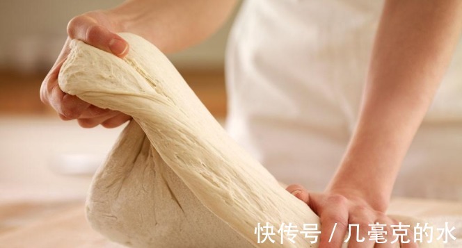 发酵|蒸馒头和包子，切记要“三次醒发”，不然出锅后死皮、塌陷还难吃！