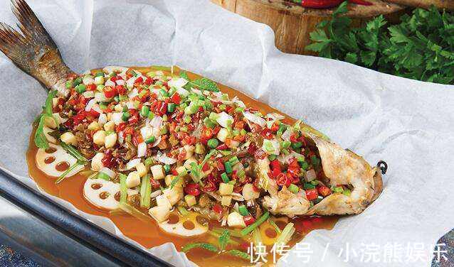 爱斯基摩人|女性不想显老,常吃四种食物,营养丰富,滋补身体,改善睡眠