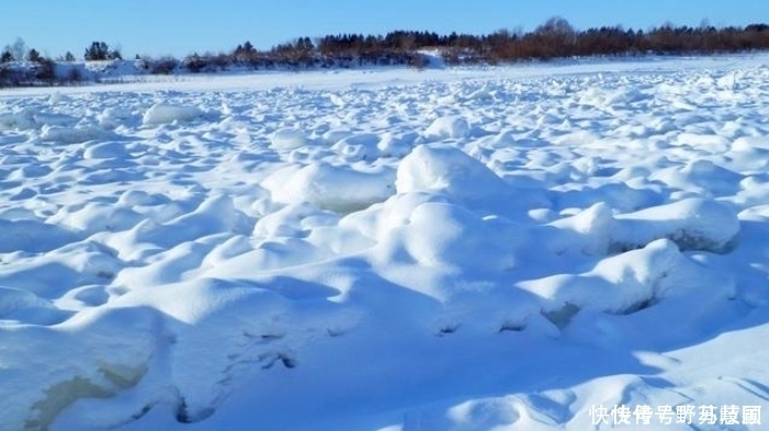 中年|黑白颠倒的怪村, 白天街上无一人, 晚上才出家门, 知道是哪里吗