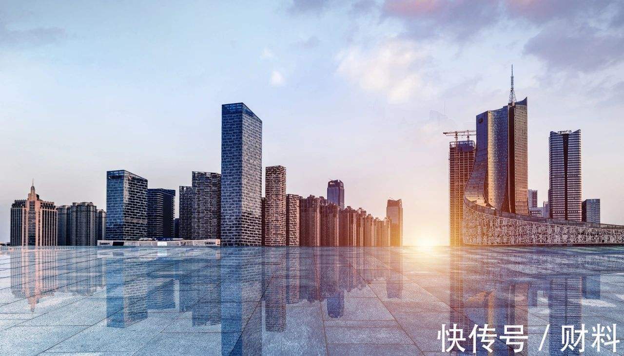 市中心|未来,为什么说“楼梯房”比“电梯房”更保值?