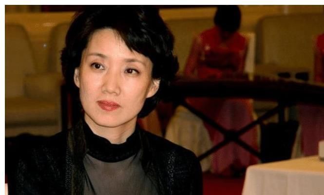 膝下|她是著名主持人,生涯零失誤表現(xiàn),60歲卻膝下無子