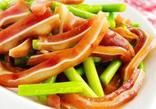 猪耳朵|天气热孩子偷吃冰淇淋拉肚子，多吃杀菌菜，保护肠胃，防受凉拉肚