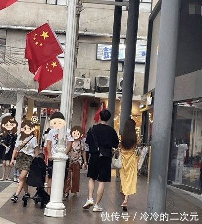 cp|《心动4》快乐星球CP与路人合照,孔汝淳在憋笑,马子佳不情愿