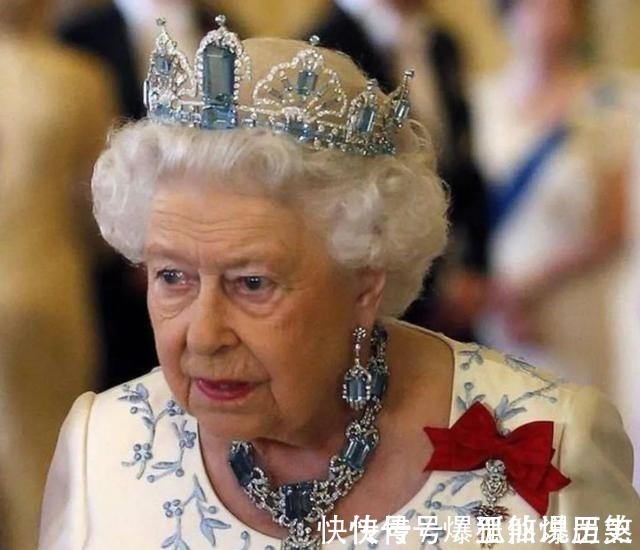 伊丽莎白 欧洲王室偏爱海蓝宝项链和冠冕,只因人美海蓝宝石更美!