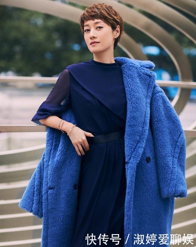 马伊|穿大衣时,如何配色?看马伊琍“色彩搭配”套路,时髦优雅显高级