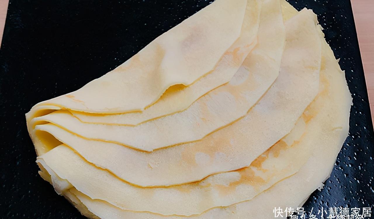 面皮|带着秋味的甜品,多层柔软的桂花蛋糕,入口即化,好吃又好看