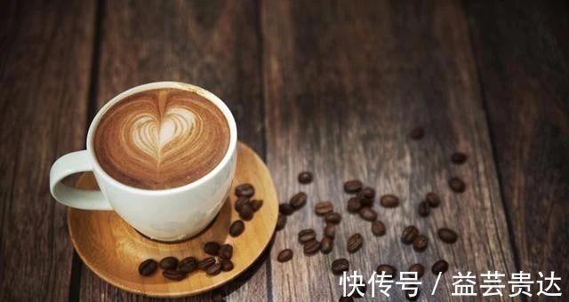 乳腺疾病|体检查出乳腺结节,这类食物再馋也不能吃,一定要记住!