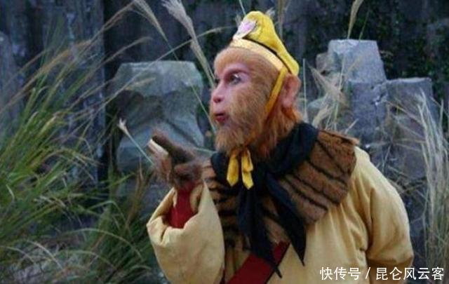 惊慌失措|金鱼精下界为妖,观音菩萨为啥那么惊慌失措?你看她在担忧什么