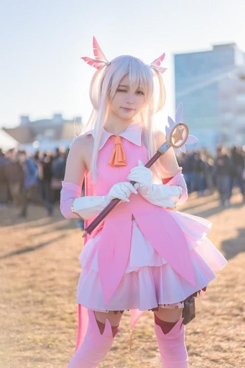 Coser|成为魔法少女可是“高危职业”，你想要守护这位Coser小姐姐吗