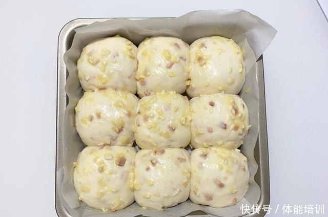 快手懒人面包,咸香适口柔软拉丝,一次发酵省时省力,新手福音!