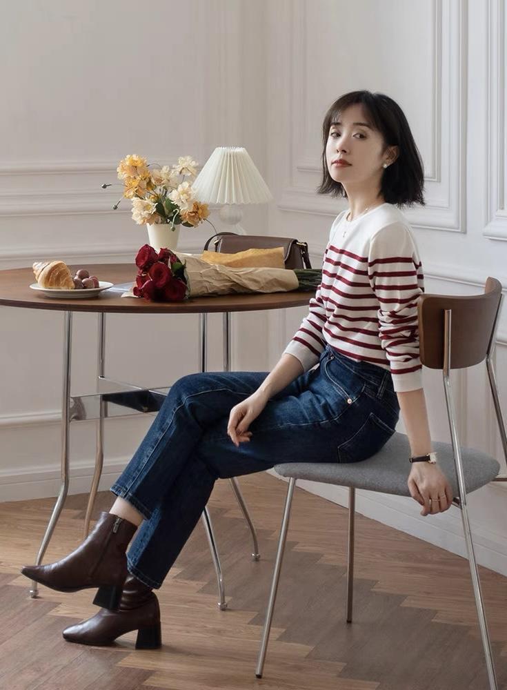 搭配 秋冬“条纹针织衫”咋穿才洋气?这些搭配保暖又舒适,值得借鉴