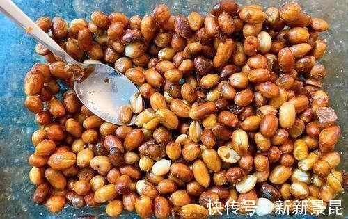 卤猪头肉|请同事来家吃饭，同事提来一箱啤酒，把我做的一桌下酒菜吃精光！