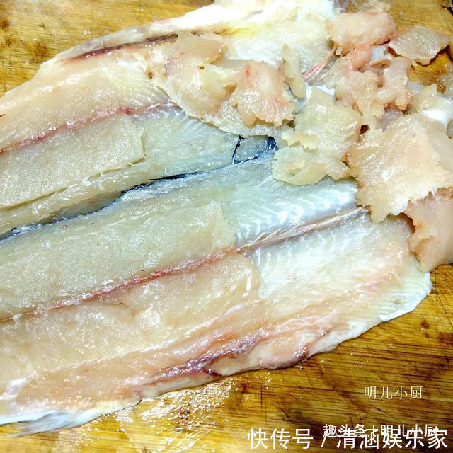 做鲅鱼时，有人油炸有人煮汤全不对！教你正确做法，太鲜了
