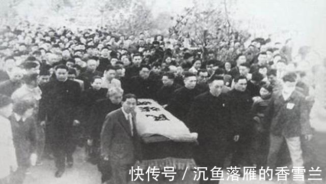 冼星海@鲁迅出殡实拍,数十公里路不靠车马,扶灵之人来头一个比一个大