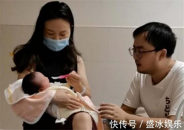 产妇|“最年轻姥姥”走红,跟女婿坐在一起似夫妻,女儿:我压力有点大