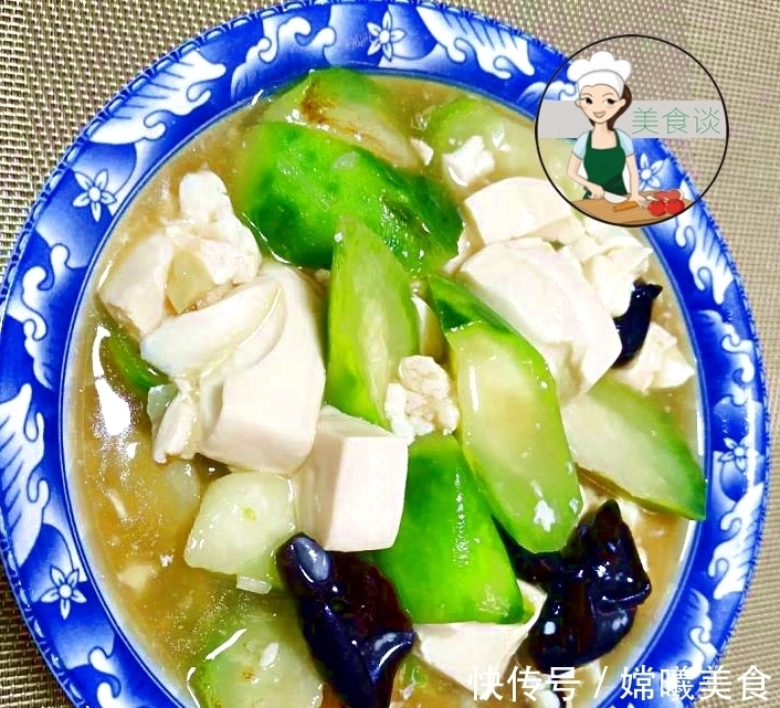 鲜美|三样素菜一起炒,实在太鲜美了,隔三差五做给孩子吃,营养又美味