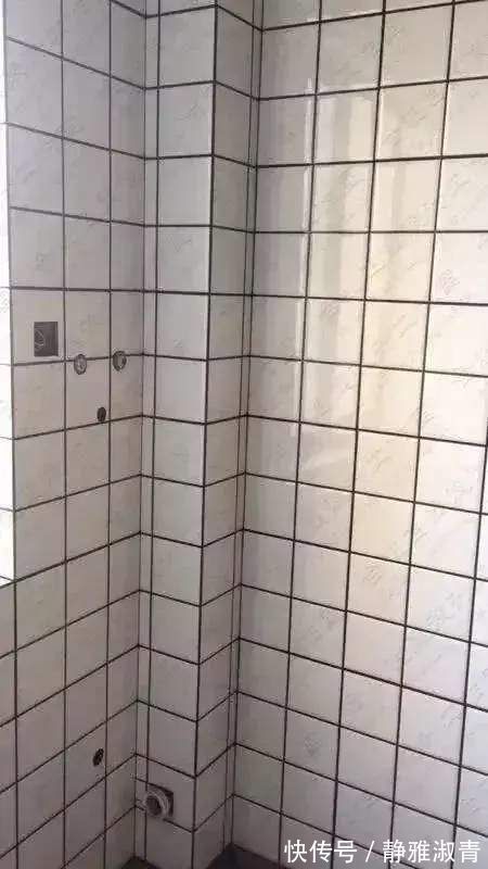 锯齿状|卫生间贴墙砖万万要盯紧,太多工人少了这一步!刚入住就空鼓脱落