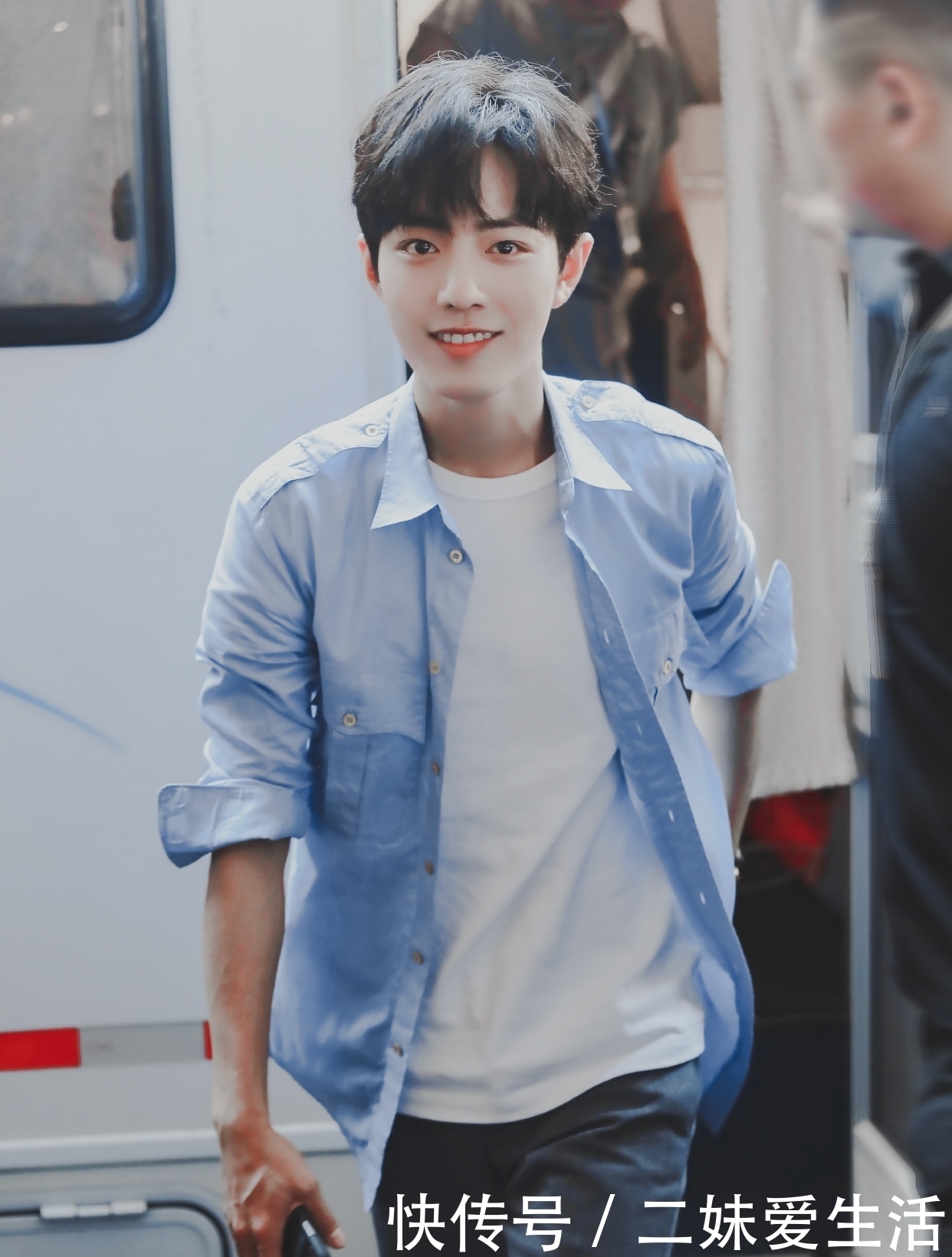 肖战团队拒接综艺!档期爆满无暇录节目,用“A”代替嘉宾身份?