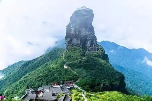 中年|提醒！梵净山景区部分道路有凝冻积雪，西山门已暂停售票