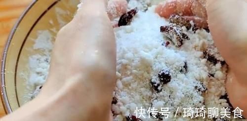 枣香|60岁老妈教我年糕不一样的做法,30分钟出锅,软糯香甜枣香味十足