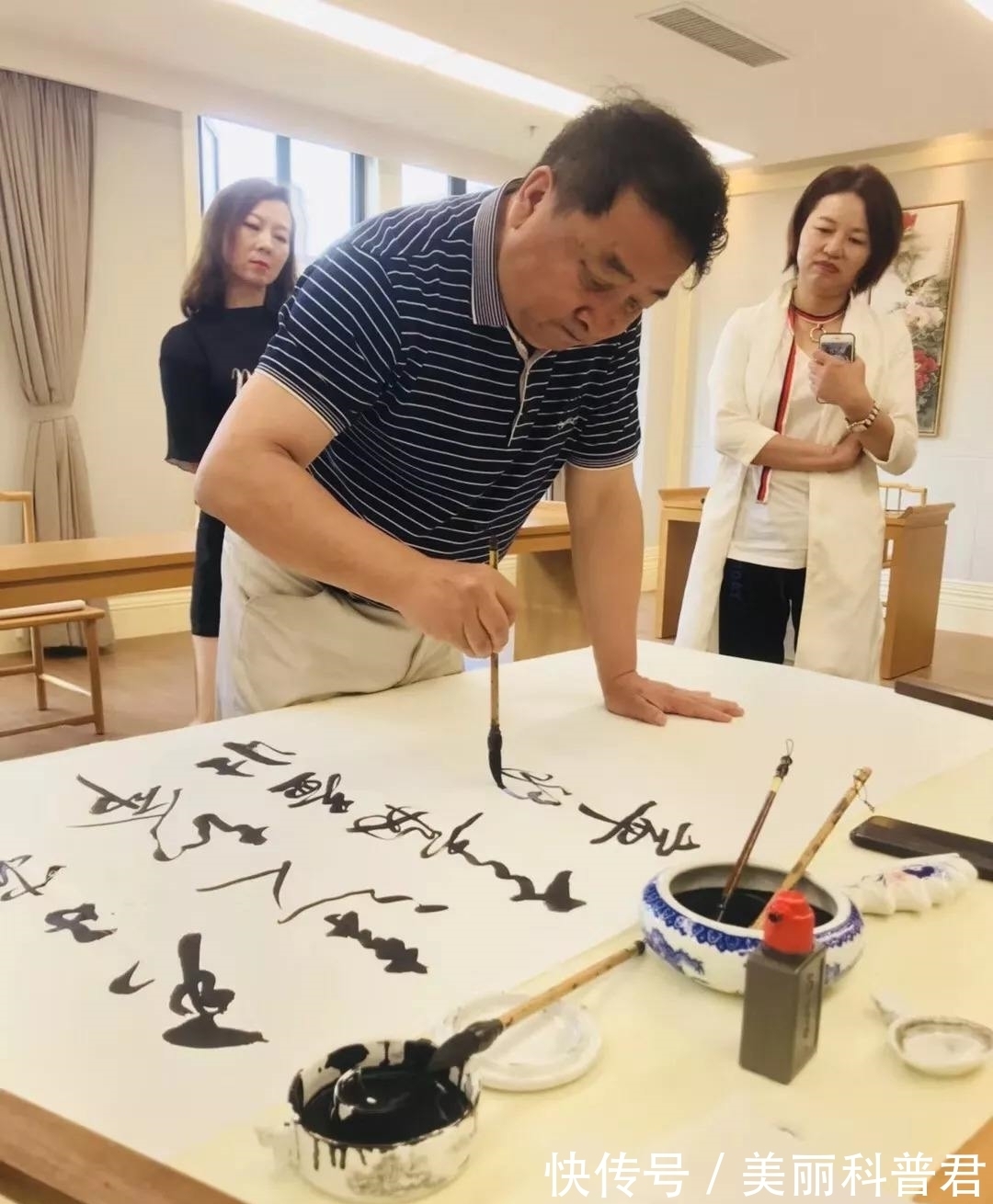 中国书协!姜昆的书法,“硬伤”挺多,算是合格的书协会员吗?