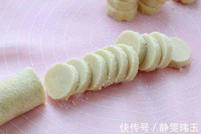 黄油|经典蓝罐曲奇在家做,香酥细腻一碰就掉渣,孩子说比外面买的好吃