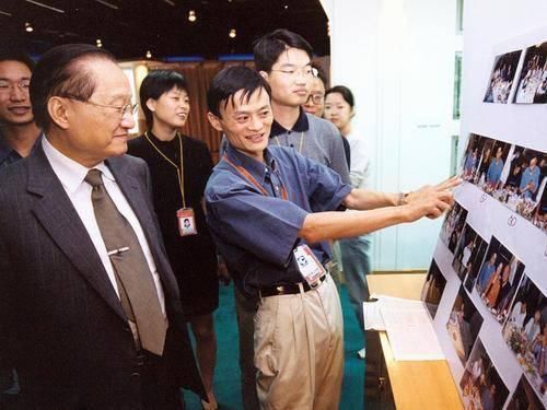 武侠|1999年,身价50万的马云,找到张纪中想要饰演《笑傲江湖》的风清扬