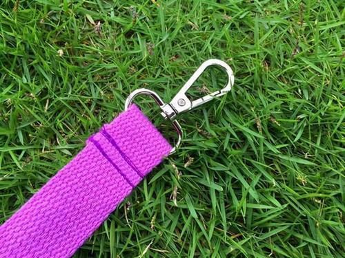 孩子|妈妈把孩子拴到凳子上生二胎和三胎,这样“爱”孩子,让人心痛