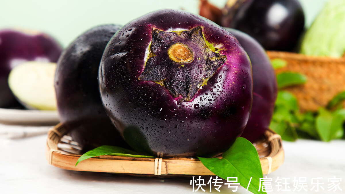 眼睛|买茄子时别管大小，学会看“眼睛”，买到的茄子新鲜水嫩还好吃