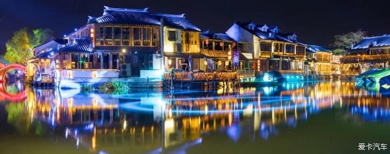 老年|走进富有年味的周庄