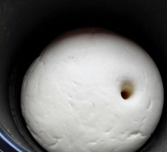 三味馒头,香甜松软,越嚼越香,吃一次还想吃第二次