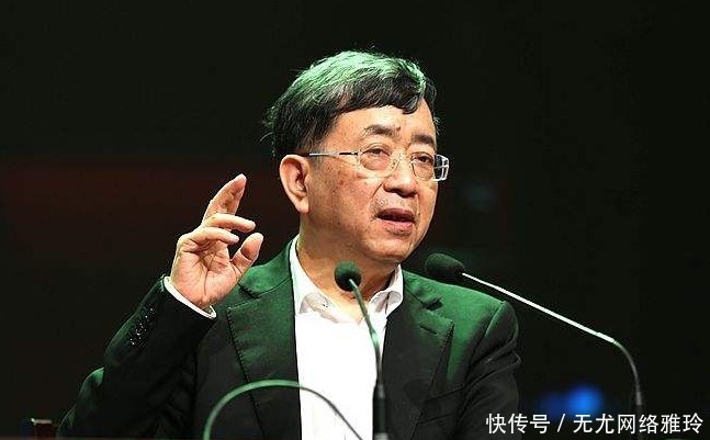 教主|一代文坛教主余秋雨,为何跌落“神坛”,成了其他文人讨伐的对象