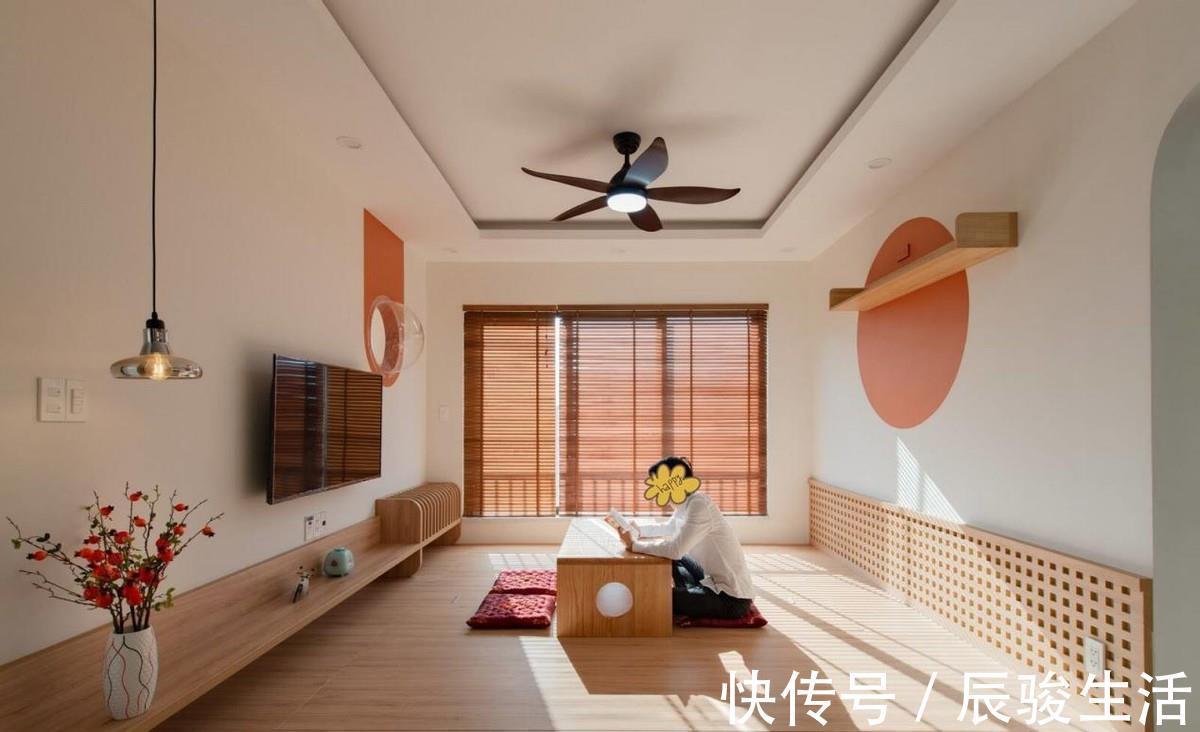 客厅|78㎡“去客厅化”,扔掉沙发靠墙打5cm高地台,一家5口越住越宽敞