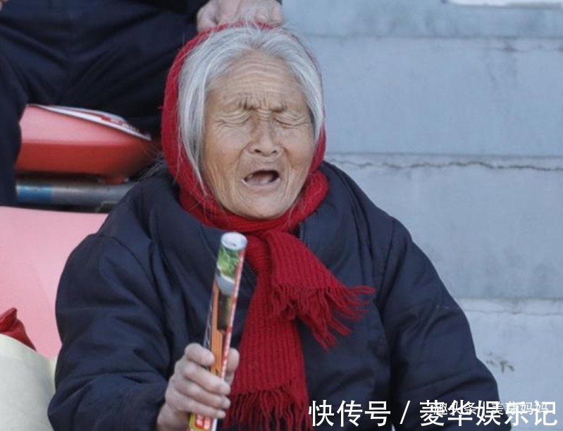 侄子|“你会养兄弟姐妹留下来的孩子吗”,网友的答案出奇的一致