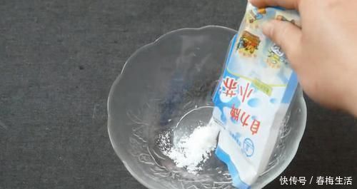 家人|卫生间里老有小黑虫赶紧倒一碗它,异味黑虫全消灭,快告诉家人