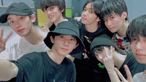 何老師|《快樂大本營》對丁程鑫的實力寵愛，閉關缺席錄制準備禮物，高考前發博祝福