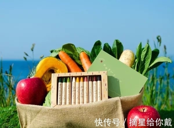 剩菜做旗袍、塑料瓶造大楼,这些年轻人正在用垃圾拯救世界!