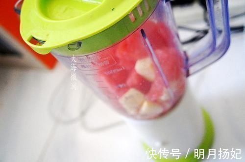 榨汁杯|减肥最狠的水果,比香蕉管用!体重降了下来,隔天排出黑臭巨篇!