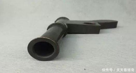 农民拿这“古董”让专家鉴定,没想到被专家吓的人都差点回不来了