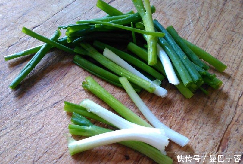 3个鸡蛋2个杏鲍菇,1周给孩子吃2次,补钙补铁比骨头汤还强