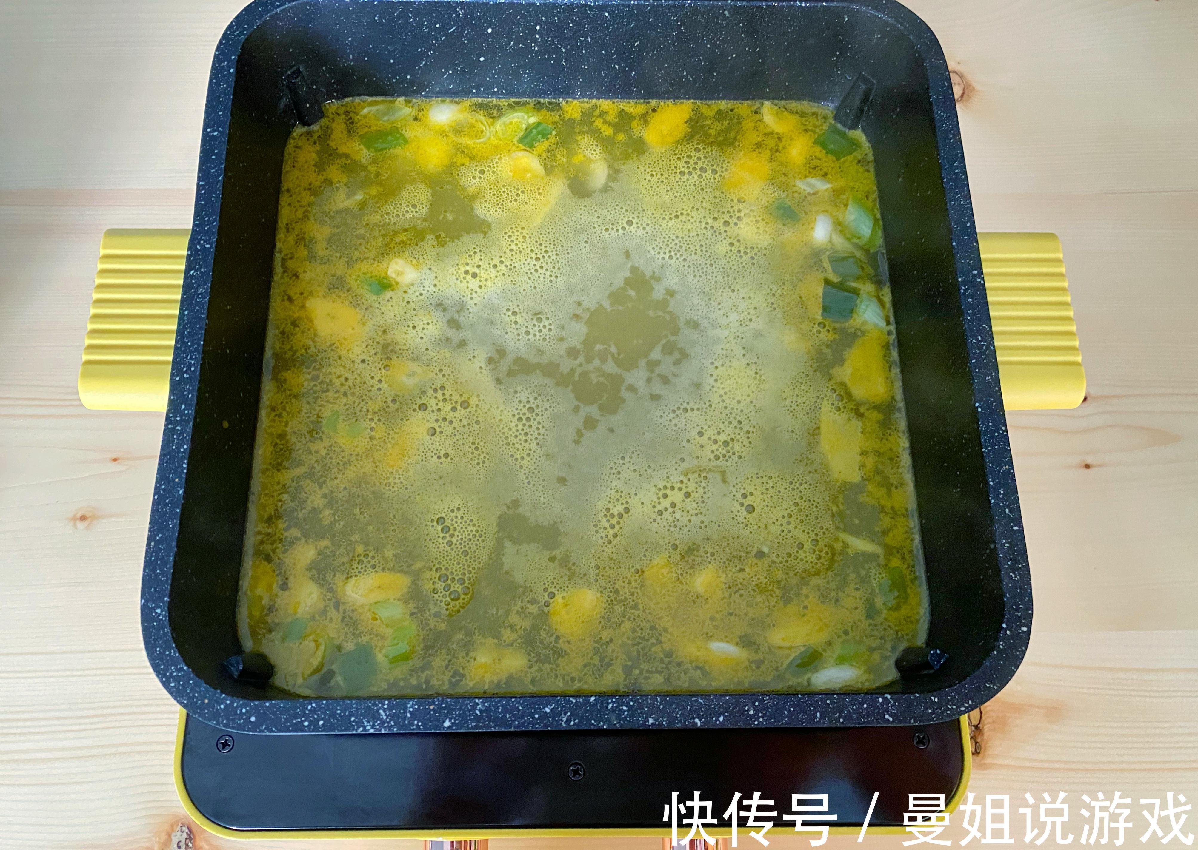 酸汤肥牛的家常做法，酸爽开胃又下饭，汤汁都不剩