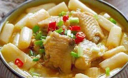 生蚝|美食推荐:蛋羹蒸生蚝,杏鲍菇炒青椒,酸汤莲藕焖鸡翅,茄汁鱼块的做