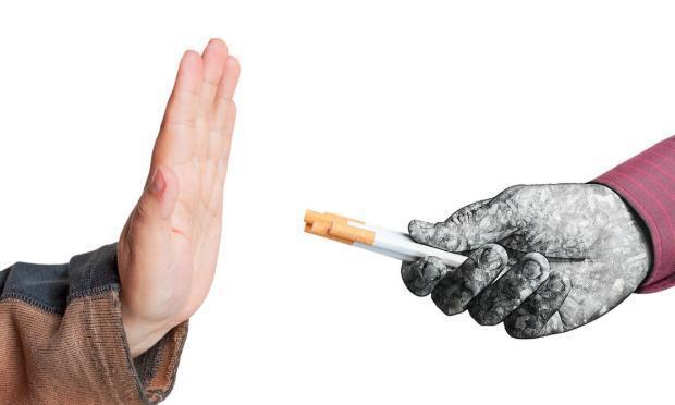 药物|如何戒烟会比较好?是一次戒断还是慢慢减少?医生:戒烟有新方法