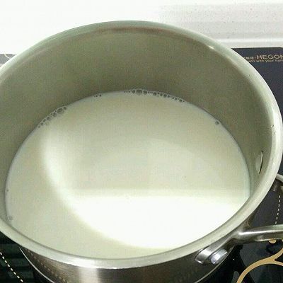 鸡蛋+牛奶，夏日小甜心——蜜豆双皮奶来咯！