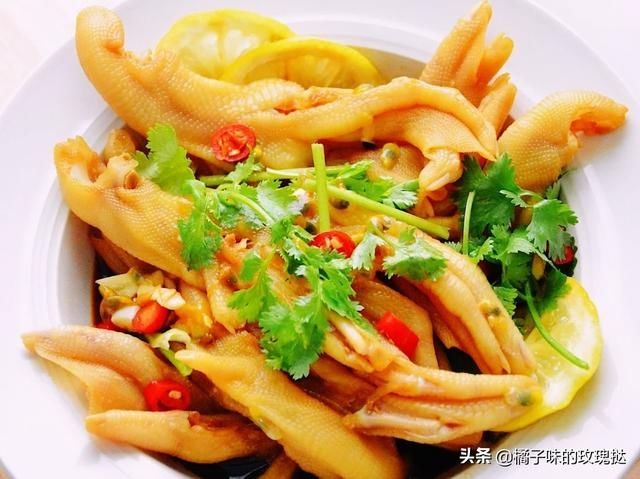 柠檬片|解腻开胃的家常美食推荐：柠檬百香果无骨鸭掌，腌辣椒，酸辣豆芽