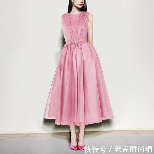 收腰 时尚裙装 ,让你瞬变时尚达人范,艳压群芳