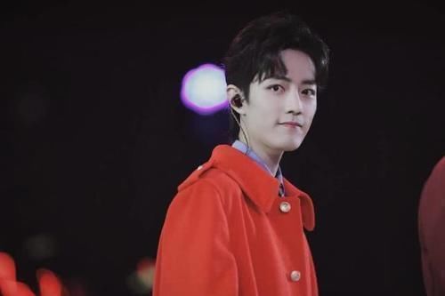 蓝台|肖战顶流定位无可撼动两大电视台为他辟谣，46万人线上为他投票